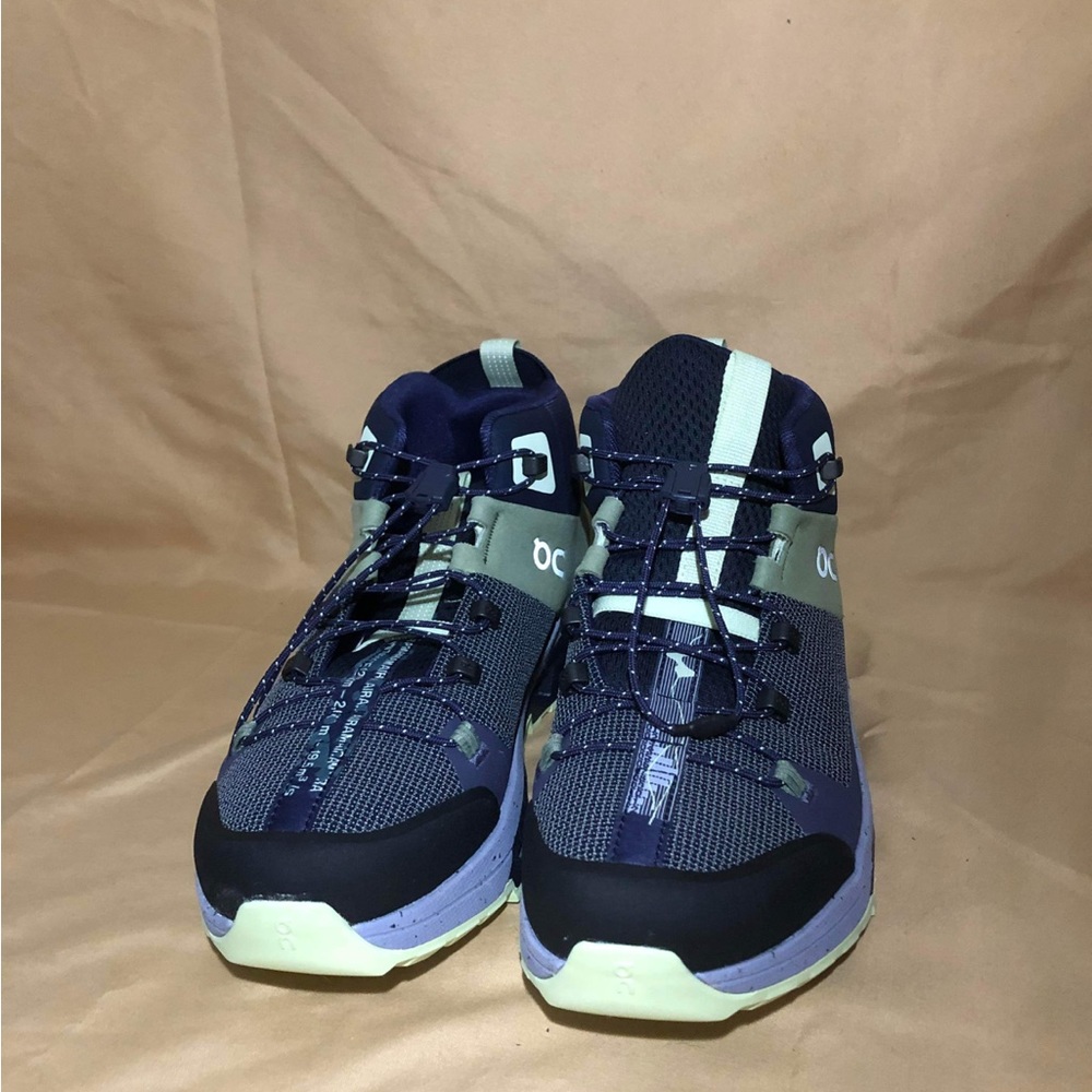 On Cloudtrax Water Repellent Hiking Shoe - Picture 8 of 14